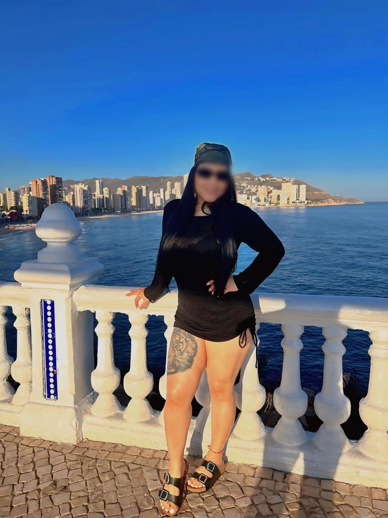 Chica busca chico en Tarragona: Chica busca chico