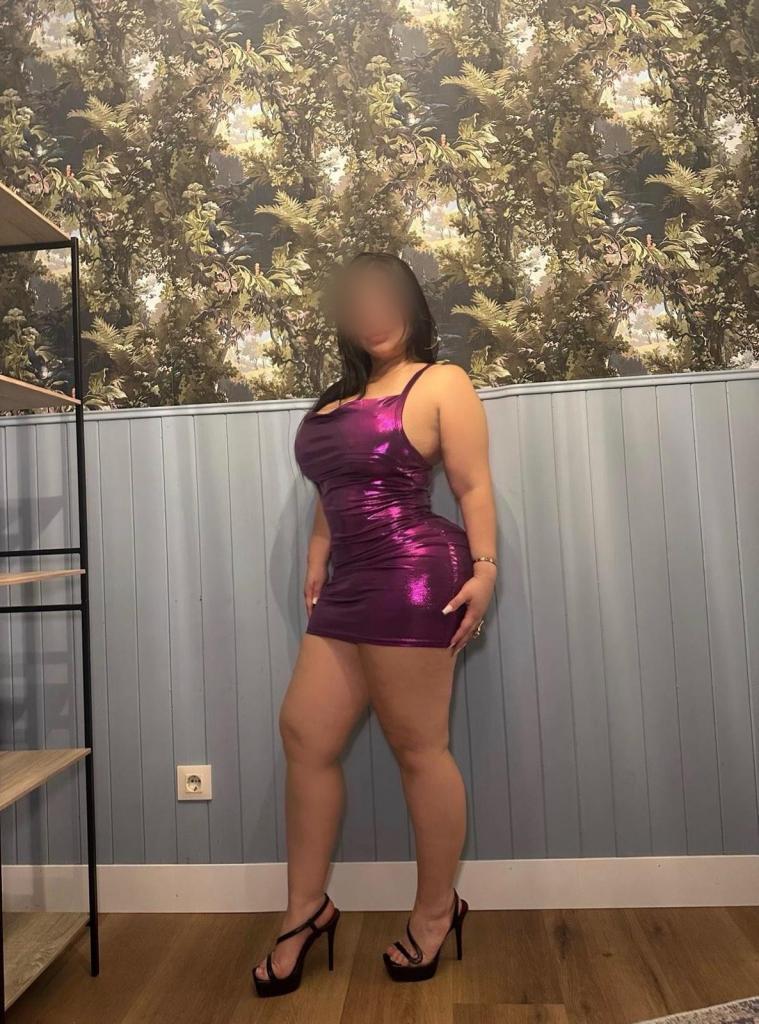 624763201: Chica busca chico en Pontevedra