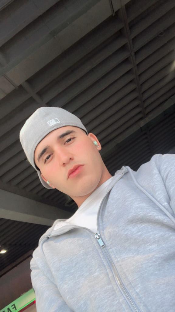 624844283: Chico busca chica en Asturias