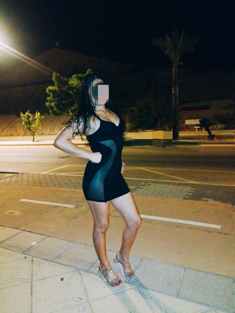 614584243: Chica busca chico en Granada