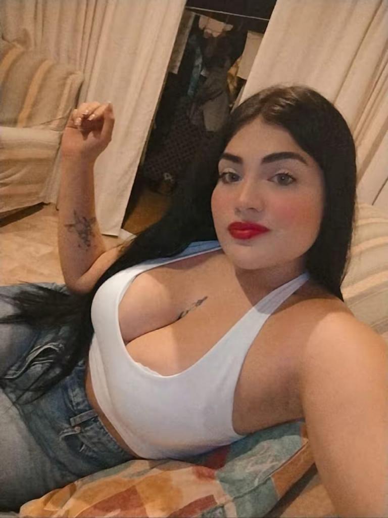 Chica busca chico en Barcelona: Chica busca chico