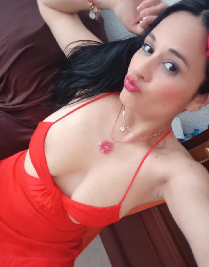 643625291: Chica busca chico en Navarra