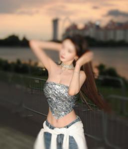 602184346: Chica busca chico en Barcelona