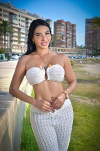 672809799: Chica busca chico en Alicante