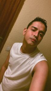 672204553: Chico busca chica en Alicante