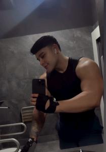 663780321: Chico busca chica en Murcia