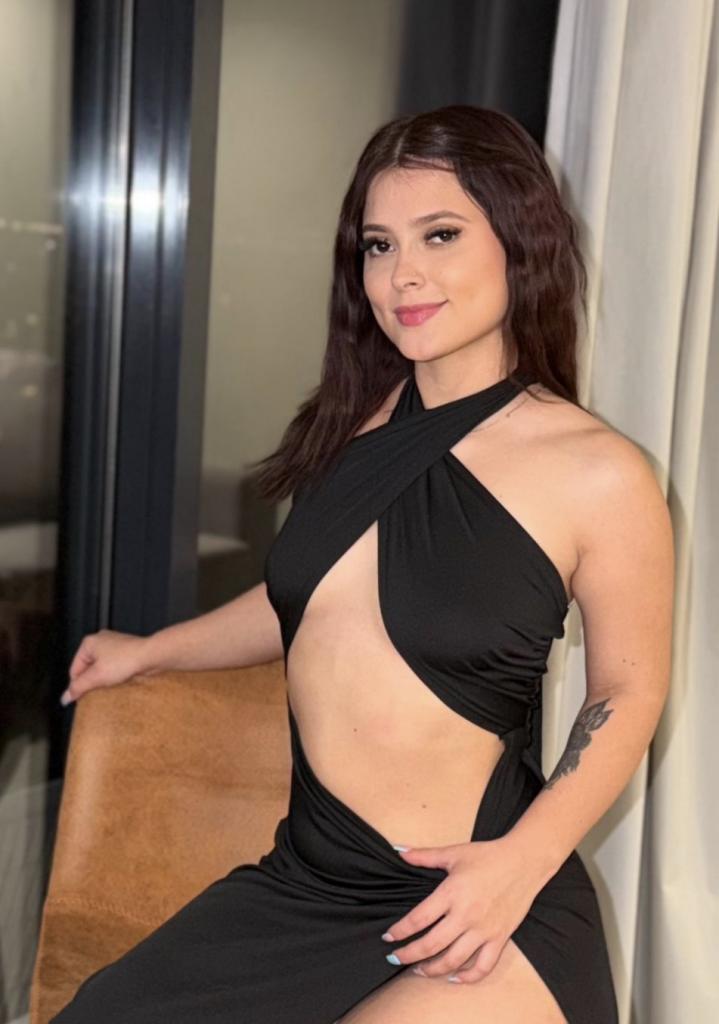 Chica busca chico en Ibiza: 