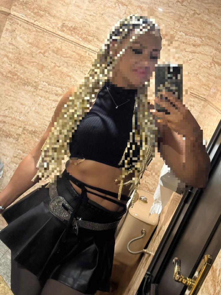 Chica busca chico en La Coruña: 