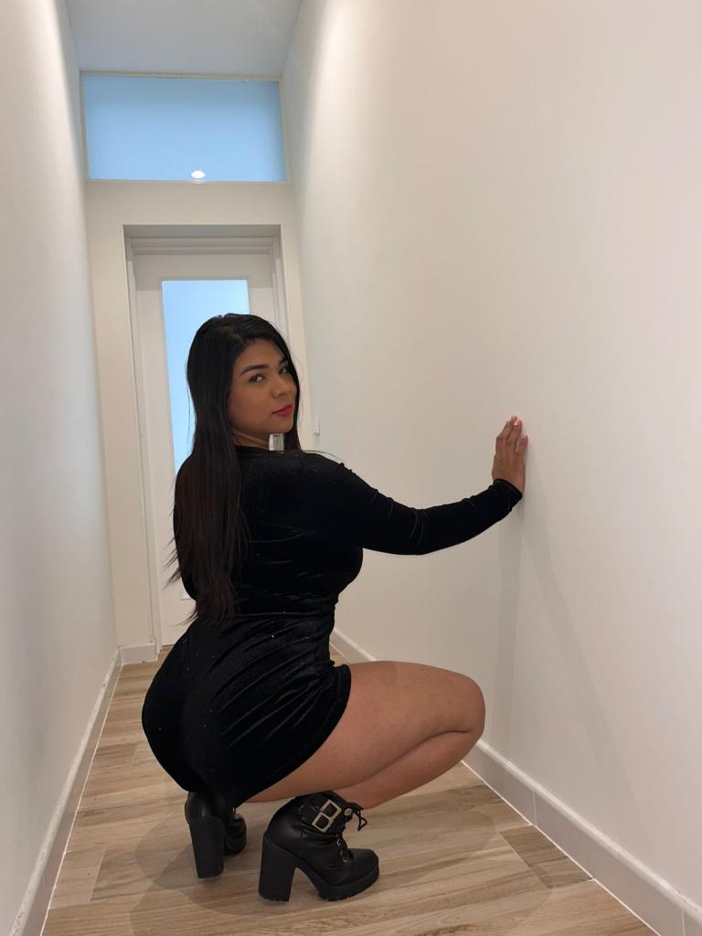 612548759: Chica busca chico en Madrid