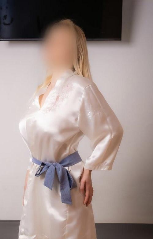 614161246: Chica busca chico en Gerona