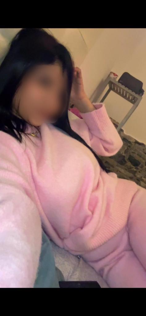 641305449: Chica busca chico en Huelva