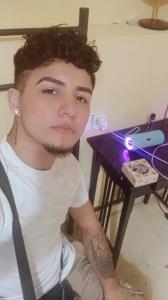 Chico busca chica en Granada: 