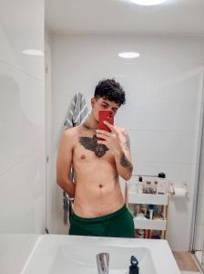 678532891: Chico busca chica en Granada