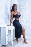 612224048: Chica busca chico en Barcelona