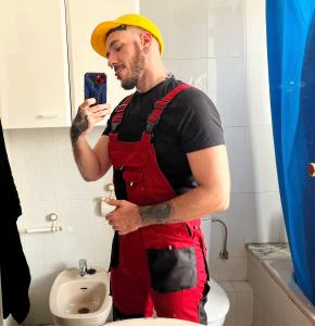 Chico busca chica en Barcelona: 