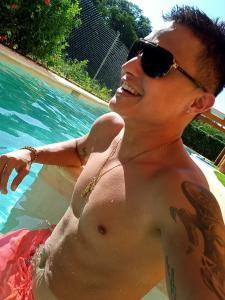 643373154: Chico busca chica en Madrid