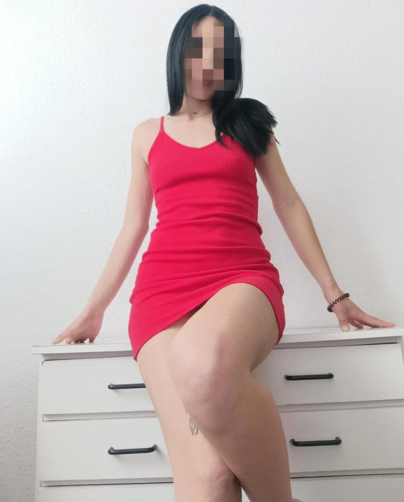 613279556: Chica busca chico en Tarragona