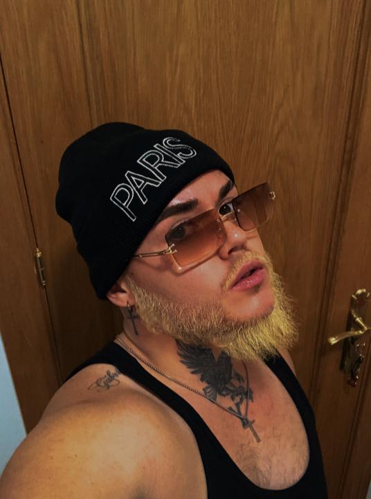 634192982: Travesti en Barcelona