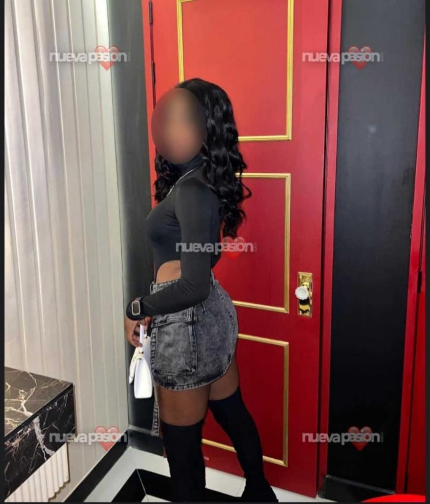 Chica busca chico en Granada: 