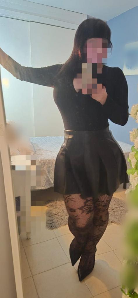 Chica busca chico en Cádiz: 