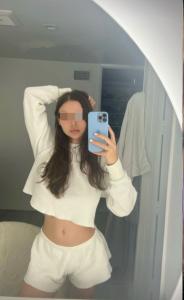 645369738: Chica busca chico en Barcelona