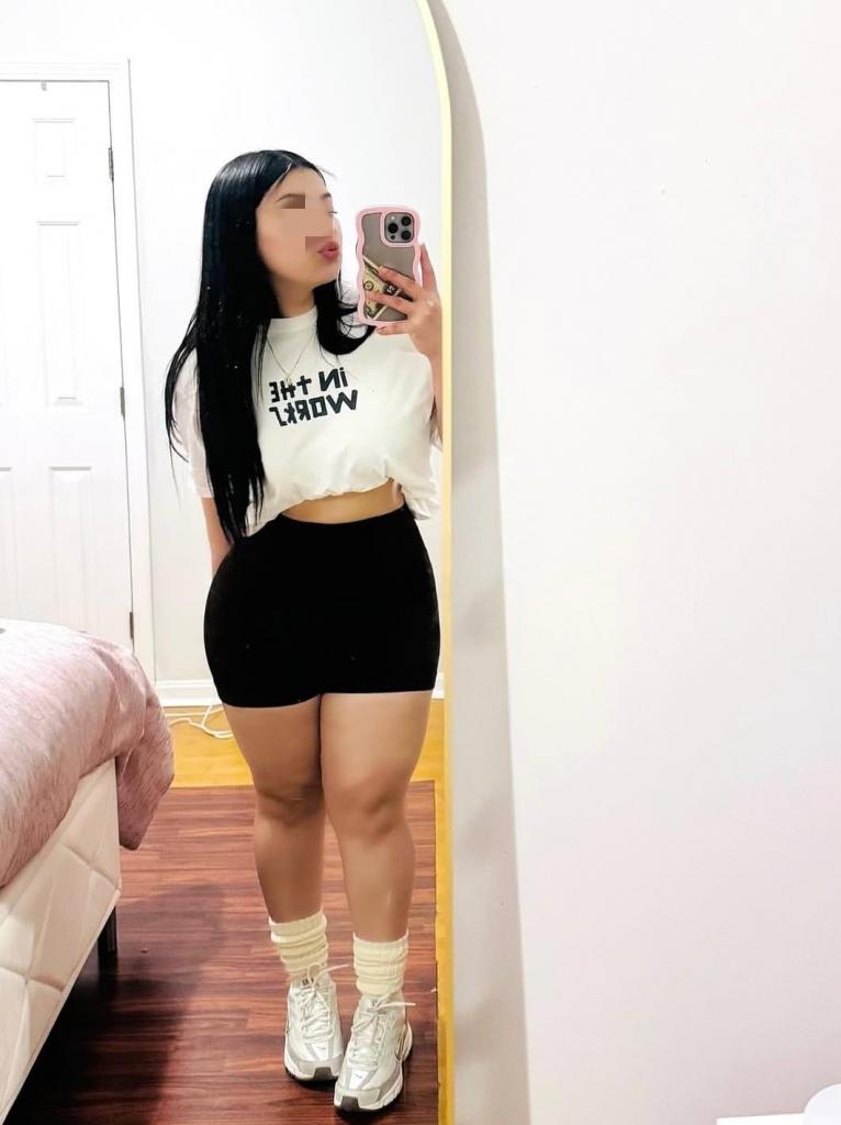 661093549: Chica busca chico en León