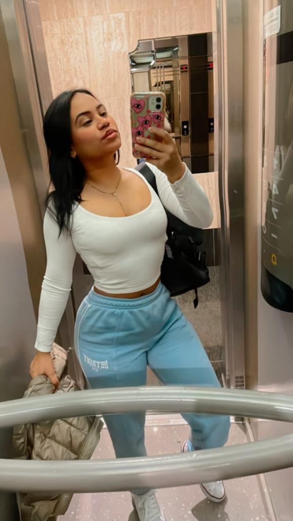 Chica busca chico en Cádiz: 