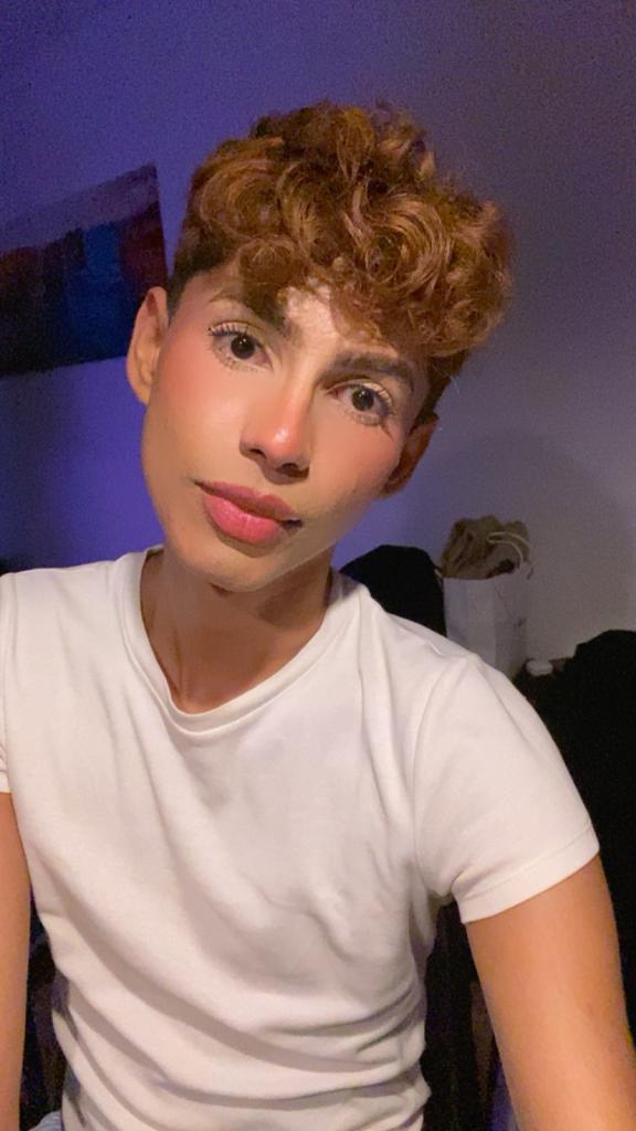 Chico busca chica en Málaga: 