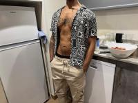 635228468: Chico busca chica en Pontevedra