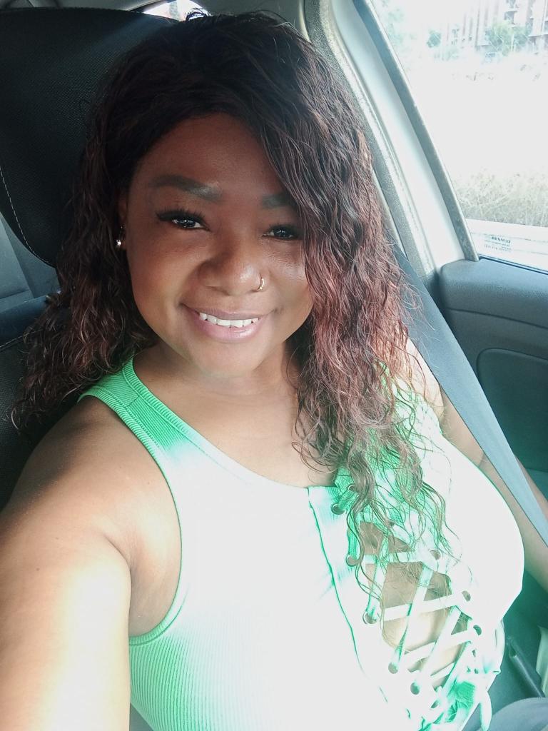 Chica busca chico en Sevilla: 