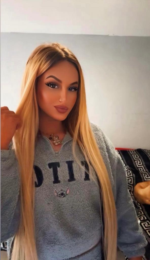 Chica busca chico en Cádiz: 