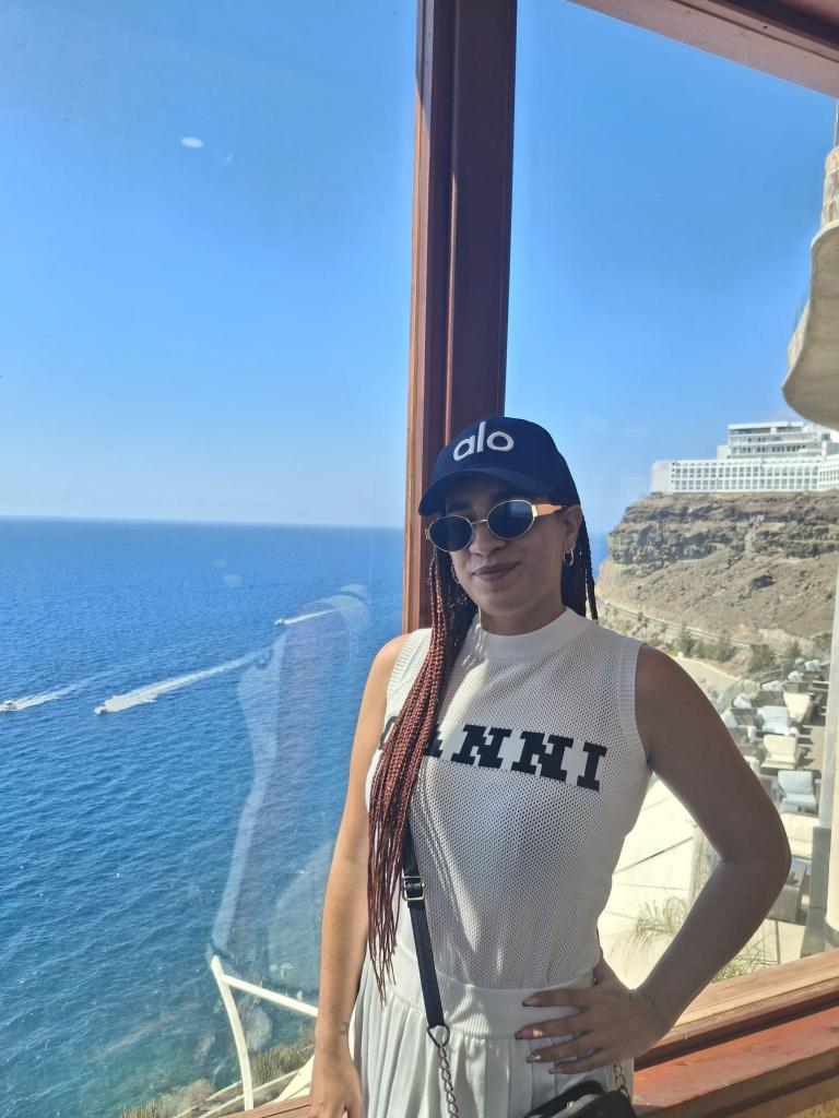 662645368: Chica busca chico en Las Palmas