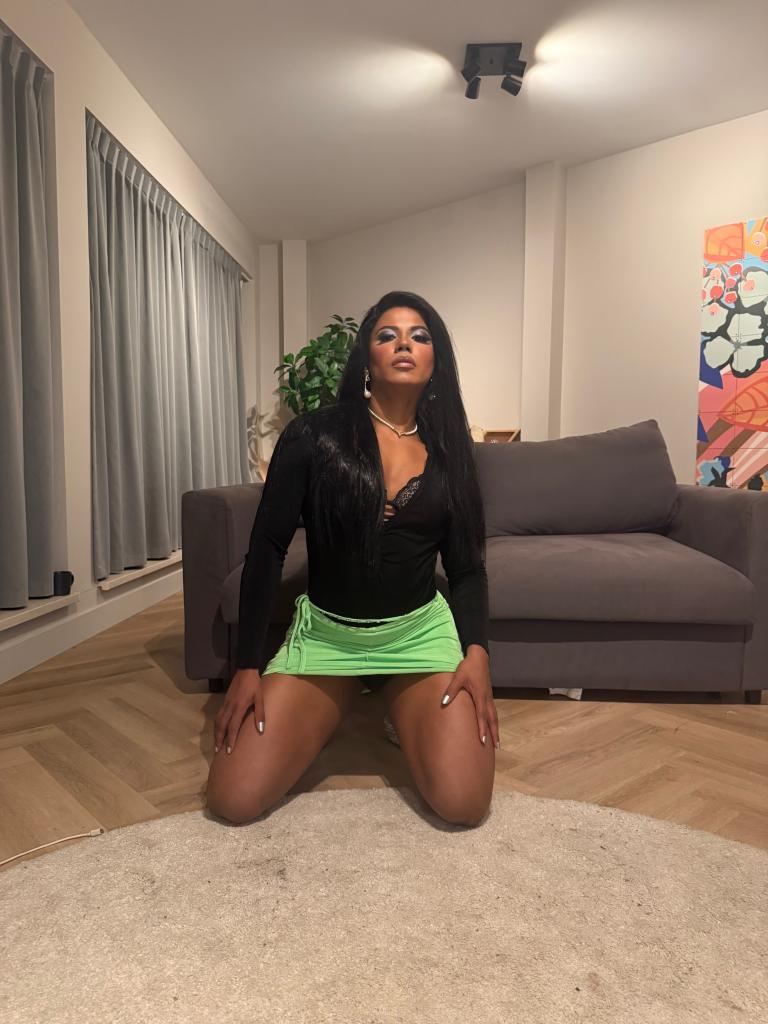 611201697: Travesti en Gerona