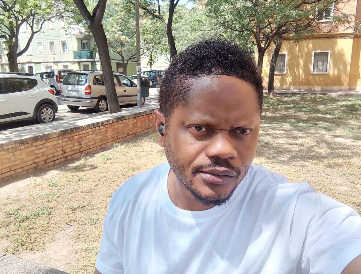 Chico busca chica en Valencia: 