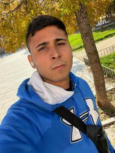 612200728: Chico busca chica en Madrid