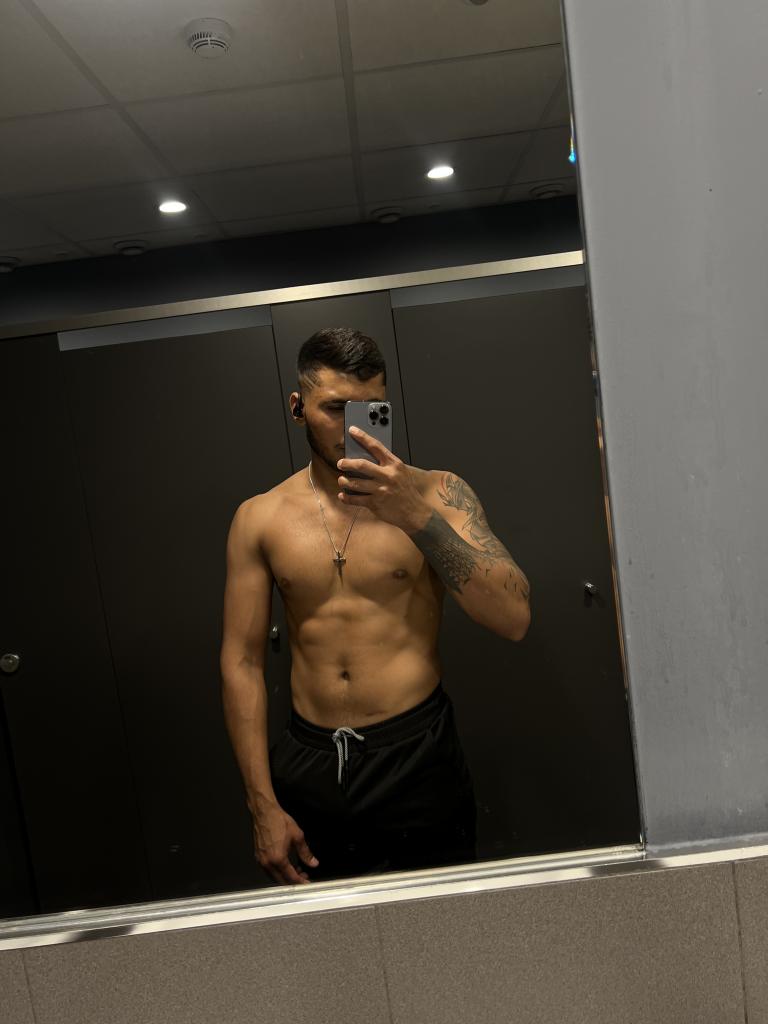 612200728: Chico busca chica en Madrid