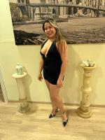664198873: Chica busca chico en Barcelona