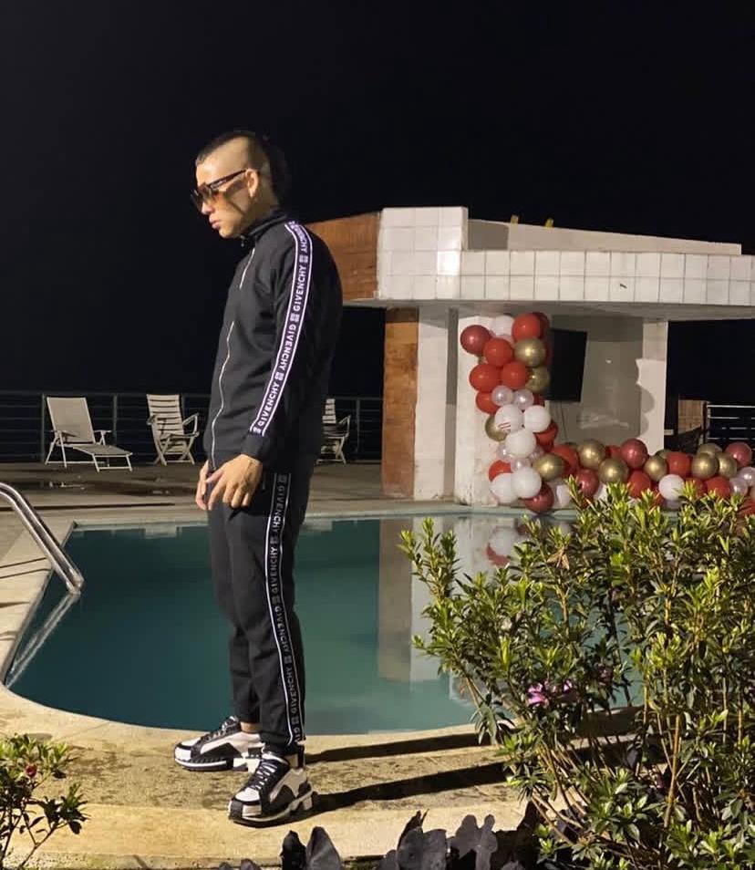 Chico busca chica en Mallorca: 