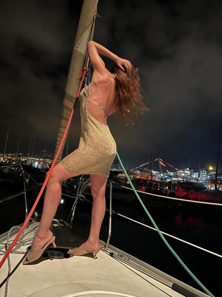 Chica busca chico en Tenerife: 