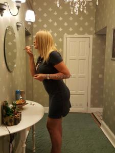 611304531: Chica busca chico en Alicante