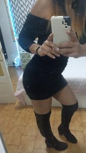 613887374: Chica busca chico en Barcelona
