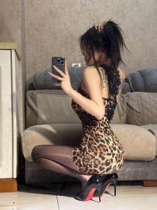 617018188: Chica busca chico en Madrid