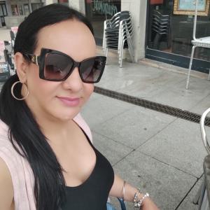 642708551: Travesti en Álava