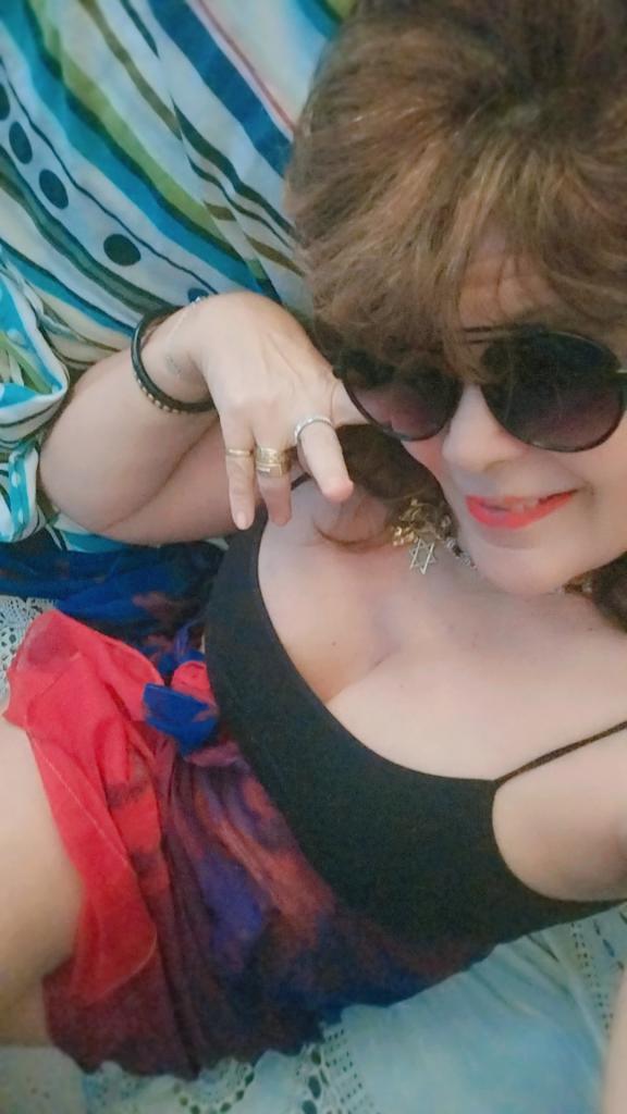 Chica busca chico en Tenerife: 