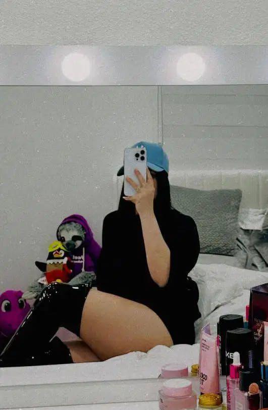 685499894: Chica busca chico en Murcia