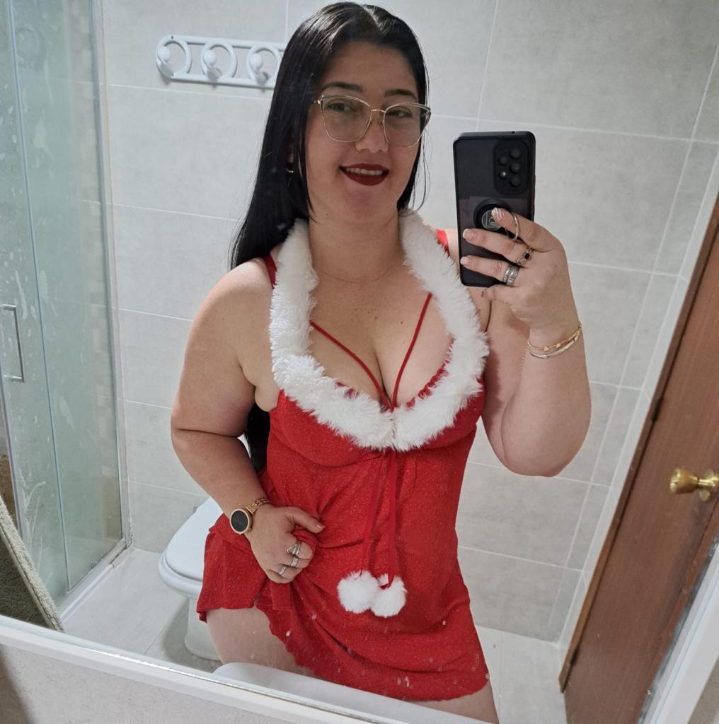 Chica busca chico en Alicante: Chica busca chico