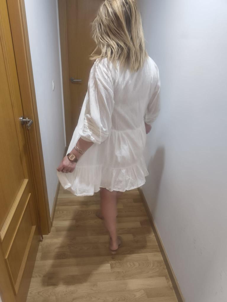 742031916: Chica busca chico en León