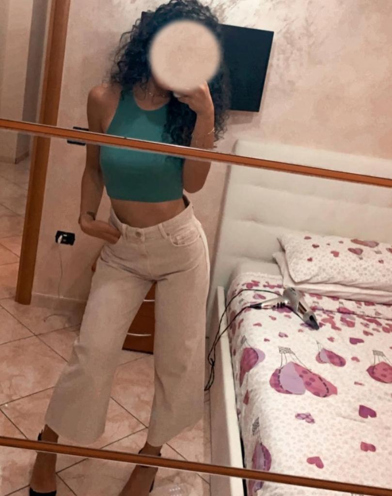 674200517: Chica busca chico en Madrid