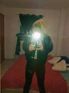 631757418: Chica busca chico en Mallorca