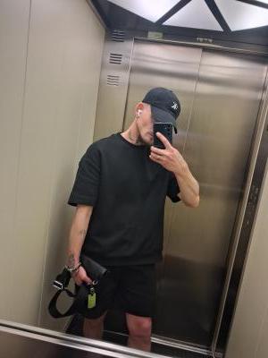 614803840: Chico busca chica en Madrid